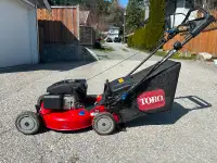 Toro Personal Pace self-propelled gas lawn mower