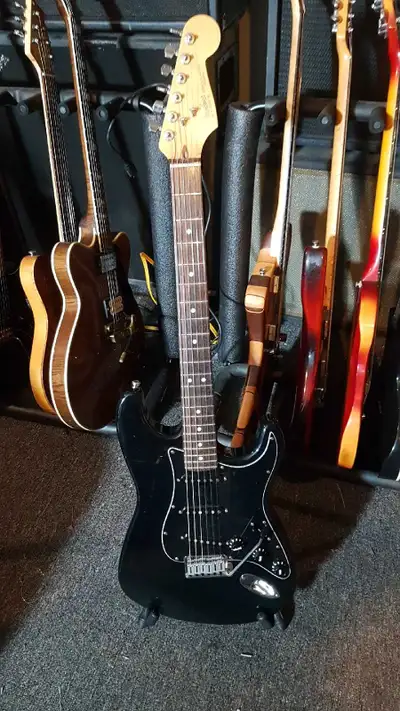 Vintage 1991 Fender USA Stratocaster, View more