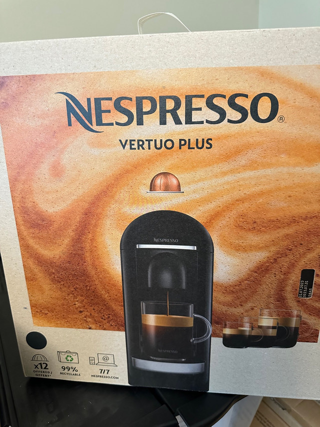 Nespresso Verup Plus (Neuf / New) dans Machines à café  à Ville de Montréal