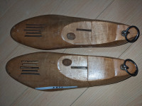 Vintage Men Size 10 Solid Wood Shoe Tree Shaper Form