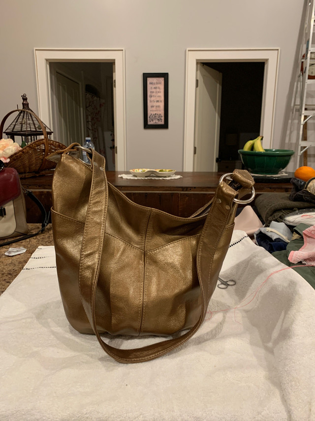Fierce hand bag in Women's - Bags & Wallets in Trenton