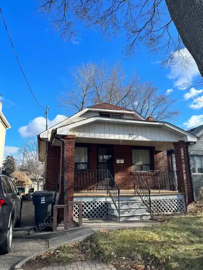 Room Rent Islington/bloor (single or couple)