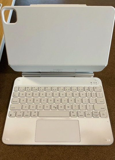 ESR Magnetic Keyboard Case For Apple IPad Pro 11'' or Air 4 & 5, View more