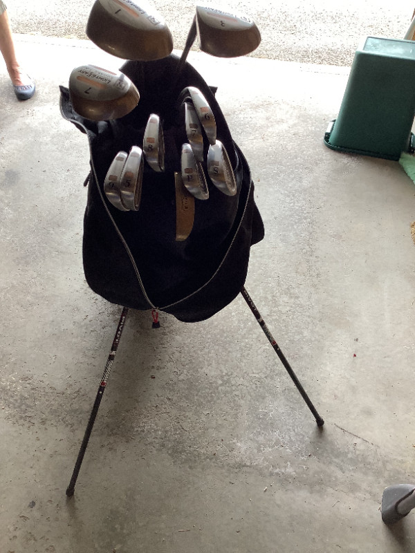 Bâtons de golf pour femme dans Golf  à Trois-Rivières - Image 2