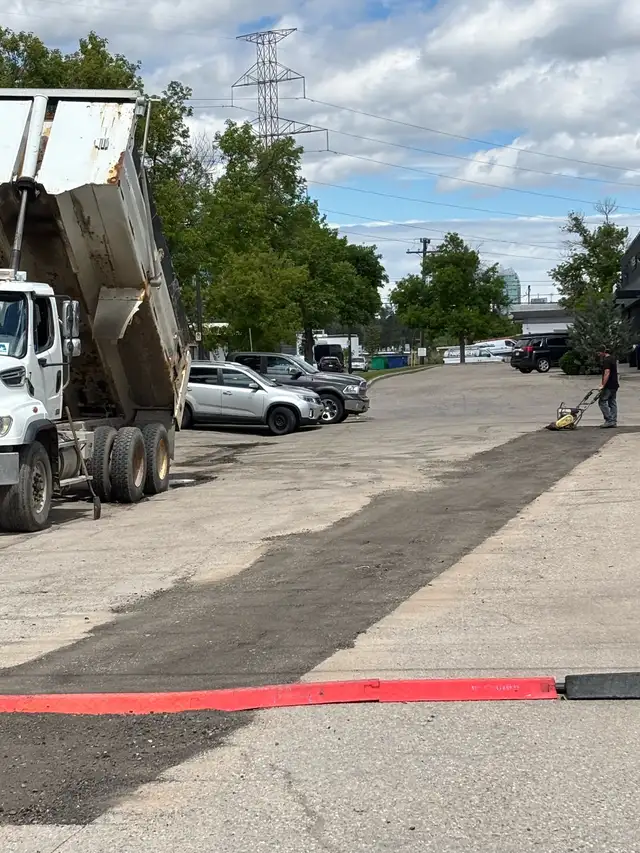 PAVING/PATCHING 484089756239810560
