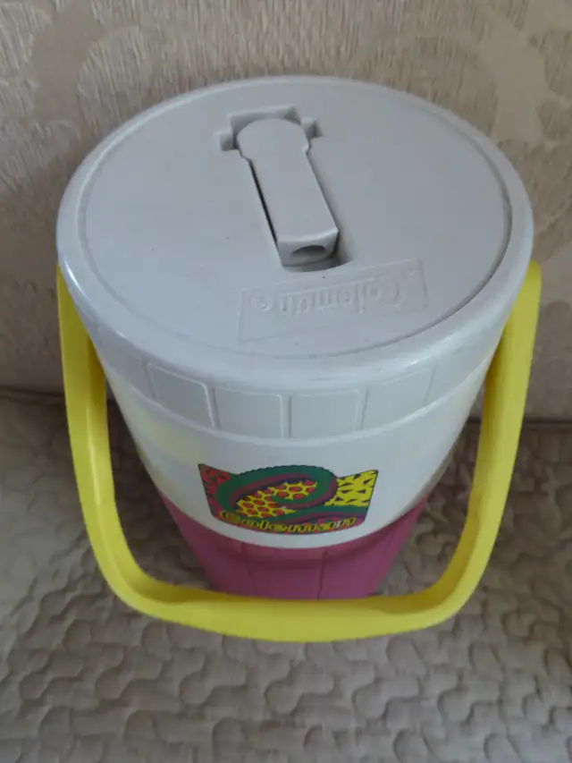 Cooler jugs533465153751623681