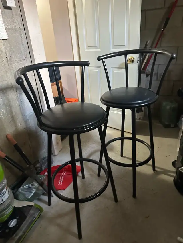 chair ..63826839747713120