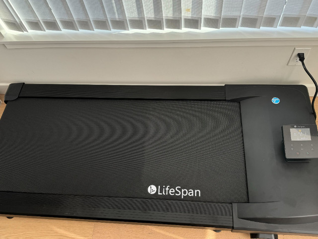 Lifespan TR5000-GlowUp Under Desk Treadmill in Exercise Equipment in Vancouver - Image 2