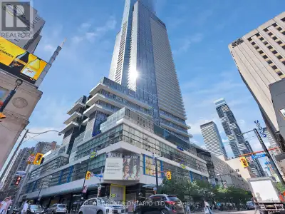 1 Bedroom + 1 bath with 900 Sqft Private Terrace for Rent in 386 Yonge Street Toronto. 386 Yonge St,...