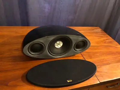 This is a great little egg shaped Center speaker from KEF. It’s part of the well know and loved 3005...
