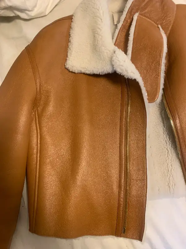 New Massimo Dutti Ladies Womens Sheepskin Leather Jacket XS-S in Women's - Tops & Outerwear in City of Toronto - Image 3