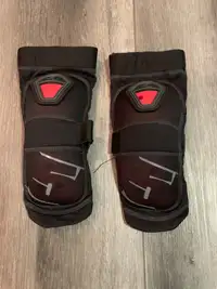 509 elbow pads