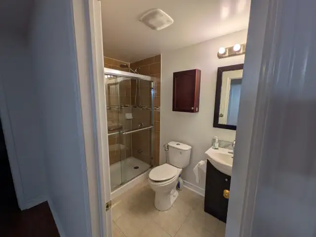 Beautifully Renovated Home for Rent in Churchill Meadows in Long Term Rentals in Mississauga / Peel Region - Image 20