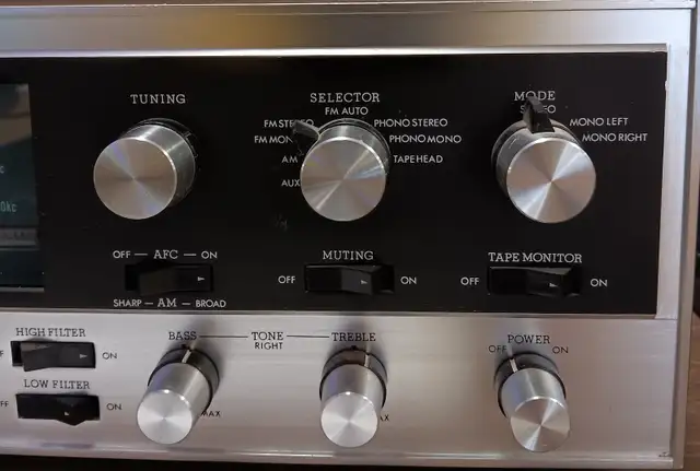 Pioneer SX-800 Vacuum Tube Stereo Receiver Working in Stereo Systems & Home Theatre in Mississauga / Peel Region - Image 5