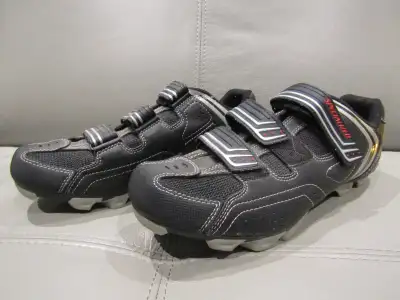Very good condition, little usage comes with cleats.