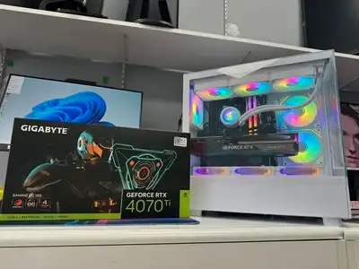 ▶︎ Processor: AMD Ryzen 7 7700X 4.5GHz 8 Core CPU ▶︎CPU COOLER: WATER COOLER RGB ▶︎Motherboard: ASUS...