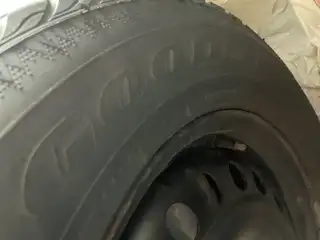 Four Tires 245/65R 17 on steel rims with lug nuts (total) in Tires & Rims in City of Toronto - Image 3