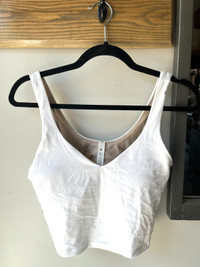 STRETCHY SIZE 8 LULULEMON TANK TOP(INCLUDING PADS)(New)