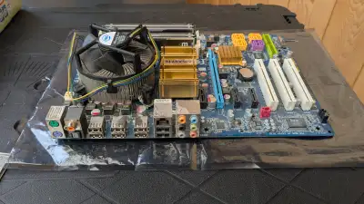 Gigabyte P35-DS3R Motherboard Intel Core 2 Q9650 Quad Core 3.0mhz Processor 8 GB 800Mhz Mushkin Silv...