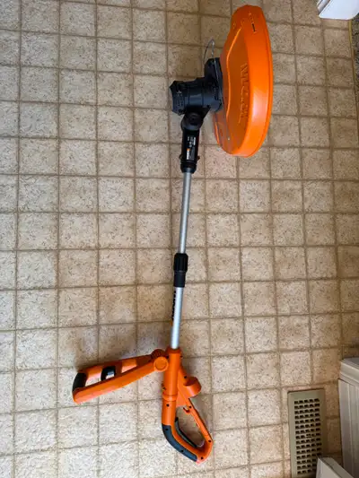 Electric String trimmer and lawn edger - WORX, View more