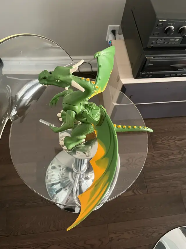 dragon toy in Toys & Games in City of Montréal - Image 4