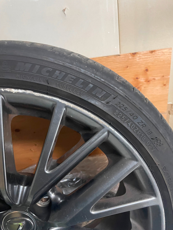 Michelin 225/40RZ18 All Season Tires Lexus Rims Sensors dans Pneus et jantes  à Ville de Montréal - Image 4