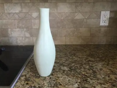BEAUTIFUL BRAND NEW UMBRA VASE DIM 12 INCHES H , View more