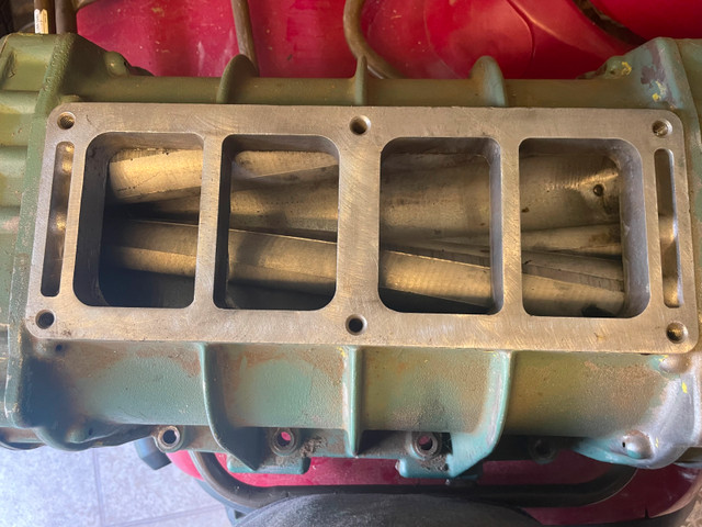 6-71 Blower / Super Charger in Engine & Engine Parts in Lethbridge - Image 3