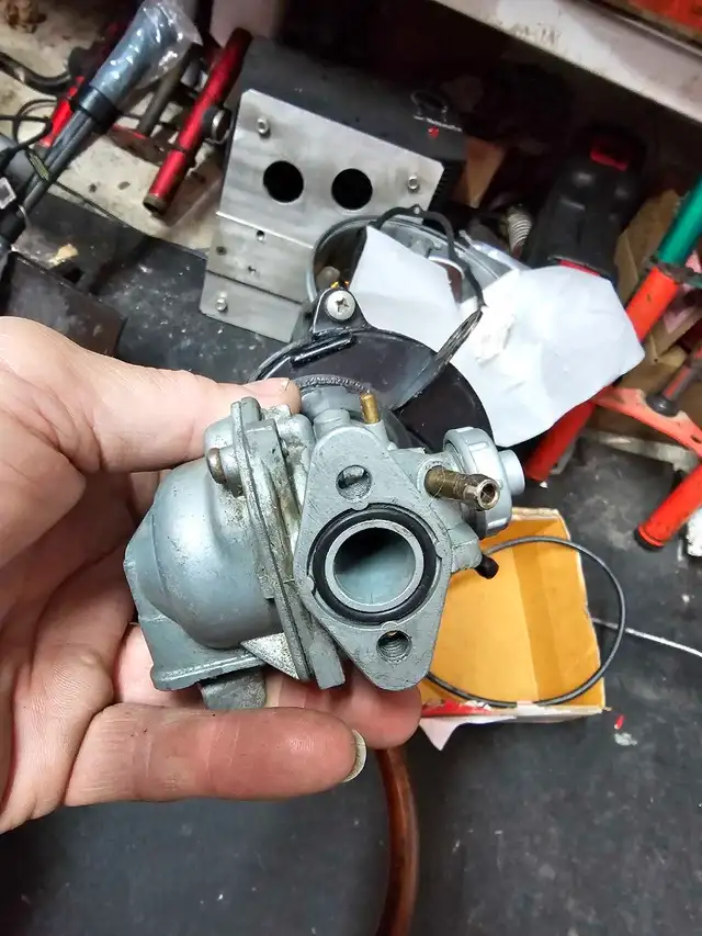 Honda crf50 z50r z50  carburetor in Motorcycle Parts & Accessories in Mississauga / Peel Region - Image 3