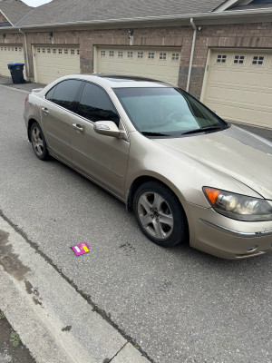 2005 Acura RL -