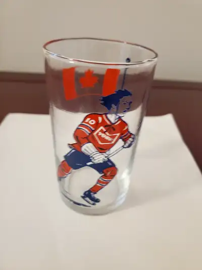 Vintage 1960s Lafleur York Peanut Butter Glass in Mint Condition, View more