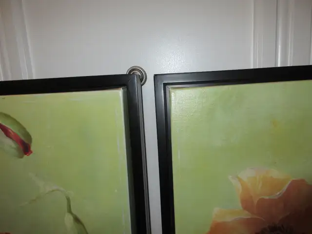 Colourful flower prints in Home Décor & Accents in Ottawa - Image 5