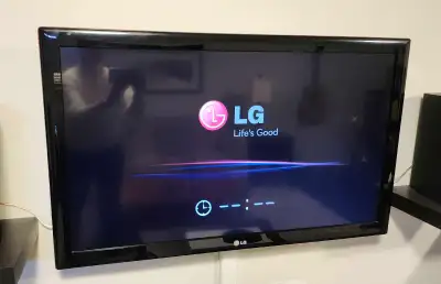 LG 42LK520 TV and wall mount kit, View more