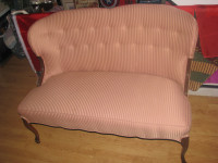Chesterfield - Pink - Loveseat