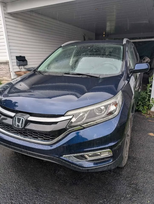 2015 Honda CRV Touring in Cars & Trucks in Gatineau - Image 2