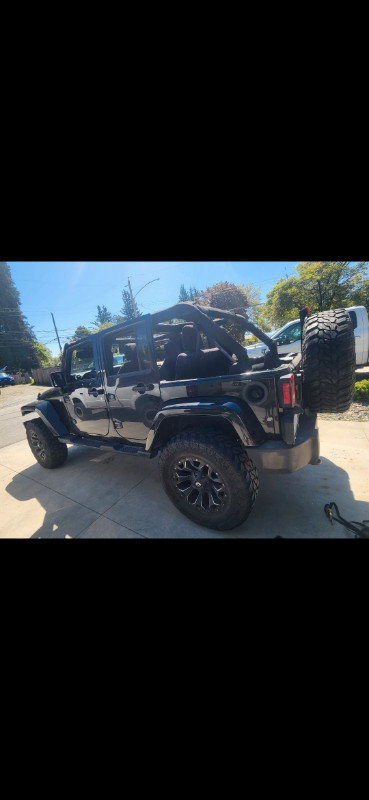 2015 Jeep Wrangler Sahara 4dr in Cars & Trucks in Tricities/Pitt/Maple - Image 2