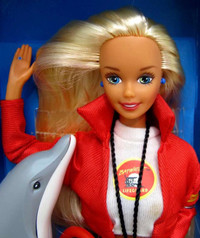 Vintage 1994  Barbie doll with dolphin  Baywatch New in Box