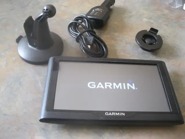 Garmin Nuvi 68 LM GPS 6" Touchscreen Navigation System W Lifetim in General Electronics in St. Catharines - Image 5