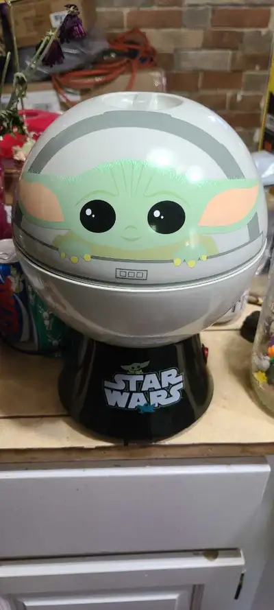 Star Wars The Mandalorian Popcorn Maker Baby Yoda, View more
