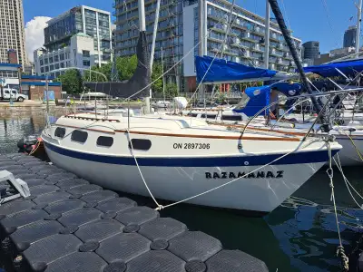 Razamanaz is a 1974 Tanzer 28 cruising sailing yacht built in Montreal. The boat has been extended o...