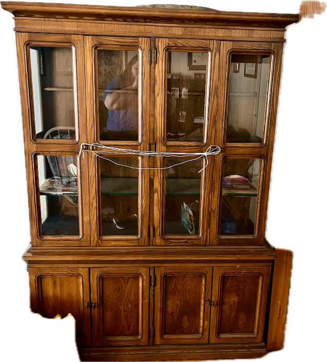 Luxe Dining table, buffet and chairs in Dining Tables & Sets in Mississauga / Peel Region