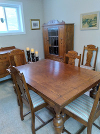 Solid Oak Antique Complete Dining Set