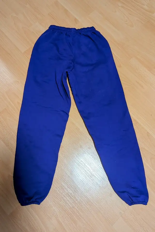 Small Laurier Kinesiology Sweatpants  in Other in City of Toronto - Image 4