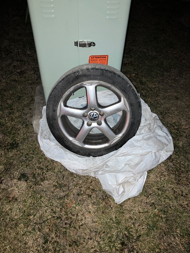 Volkswagen 17" wheels dans Pneus et jantes  à Longueuil/Rive Sud - Image 4