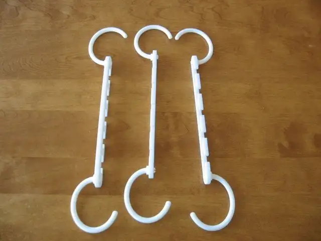 Lot de 3 cintres Wonder Hanger blanc pour garde-robe in Other in Laurentides - Image 2