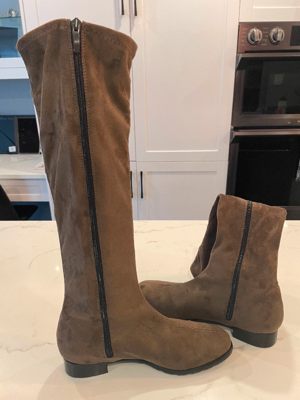 Ron White Brown Stretch Eco Suede Boot Size Euro 38/US 7.5/8 NEW in Women's - Shoes in Markham / York Region