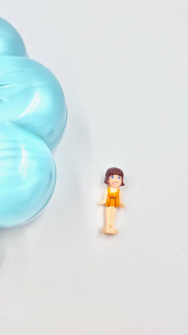 2000 Polly Pocket Water Park Water Fun Park Reproduction 1 Doll in Toys & Games in Oakville / Halton Region - Image 3