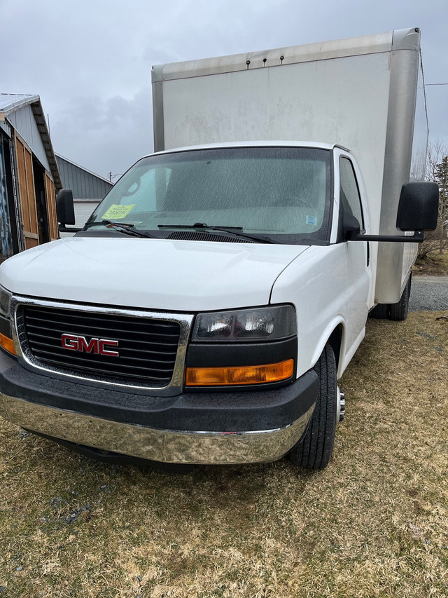 2015 GMC 3500 Cube Van in Cars & Trucks in Truro