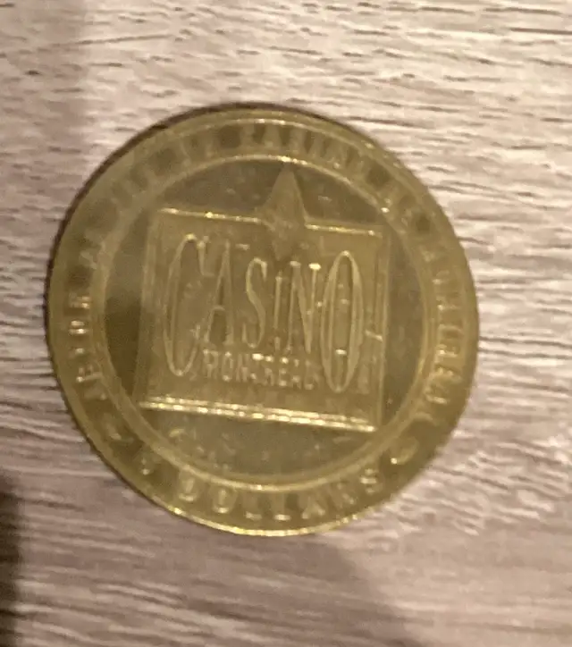 Casino de Montreal 1993 $5 Token in Arts & Collectibles in Moose Jaw - Image 3