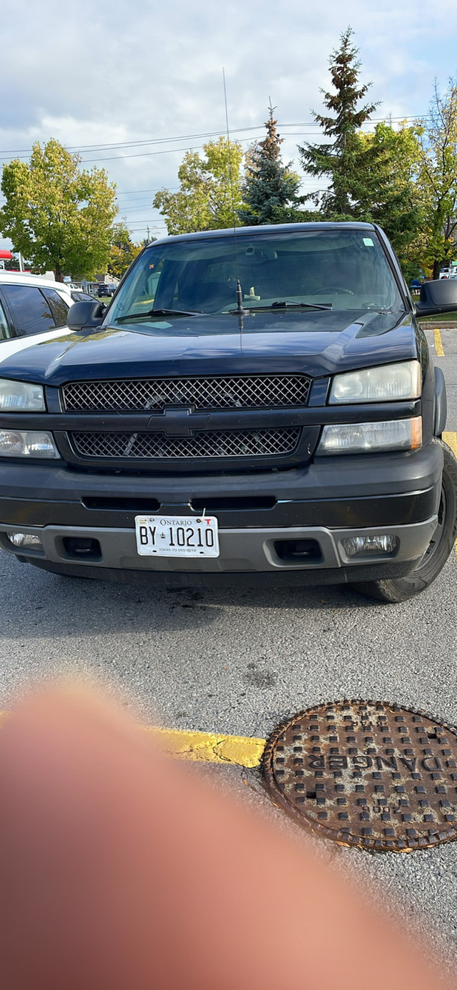 2006 Silverado 1500 for sale in Cars & Trucks in St. Catharines - Image 2